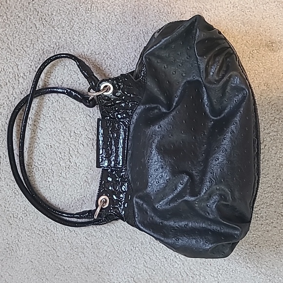 GUESS bag - Picture 2 of 10
